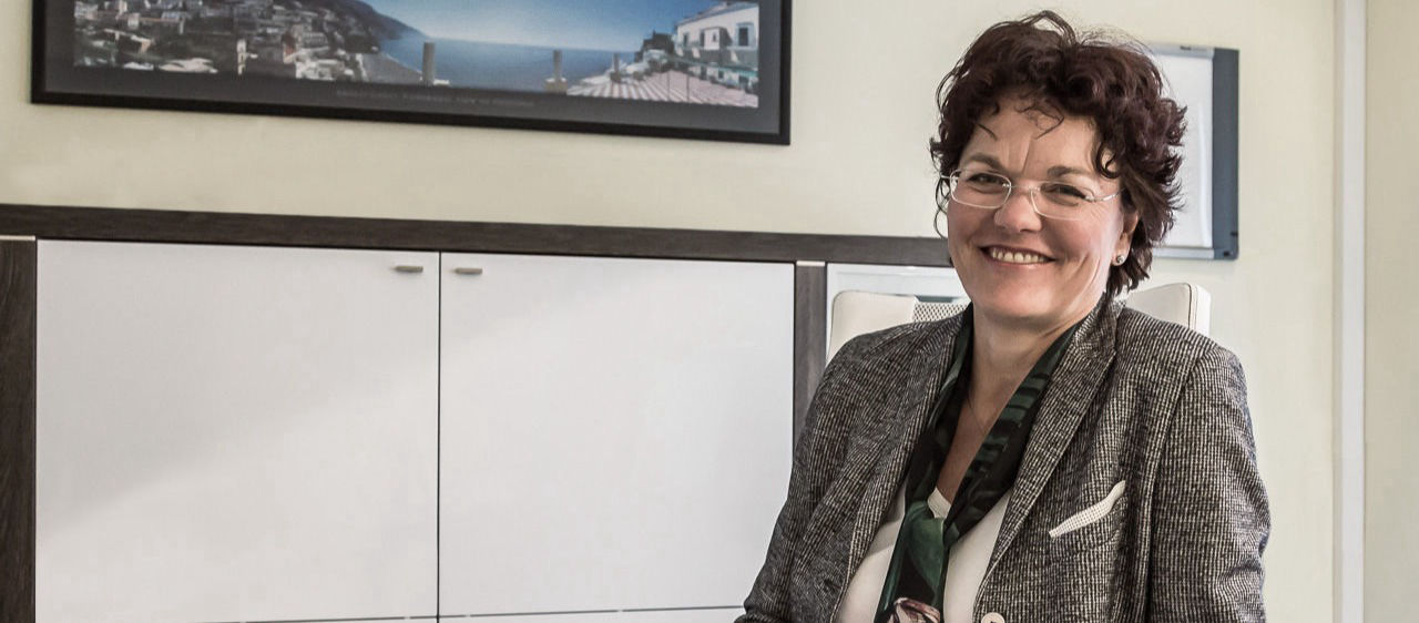 Dr. med. Claudia Weber